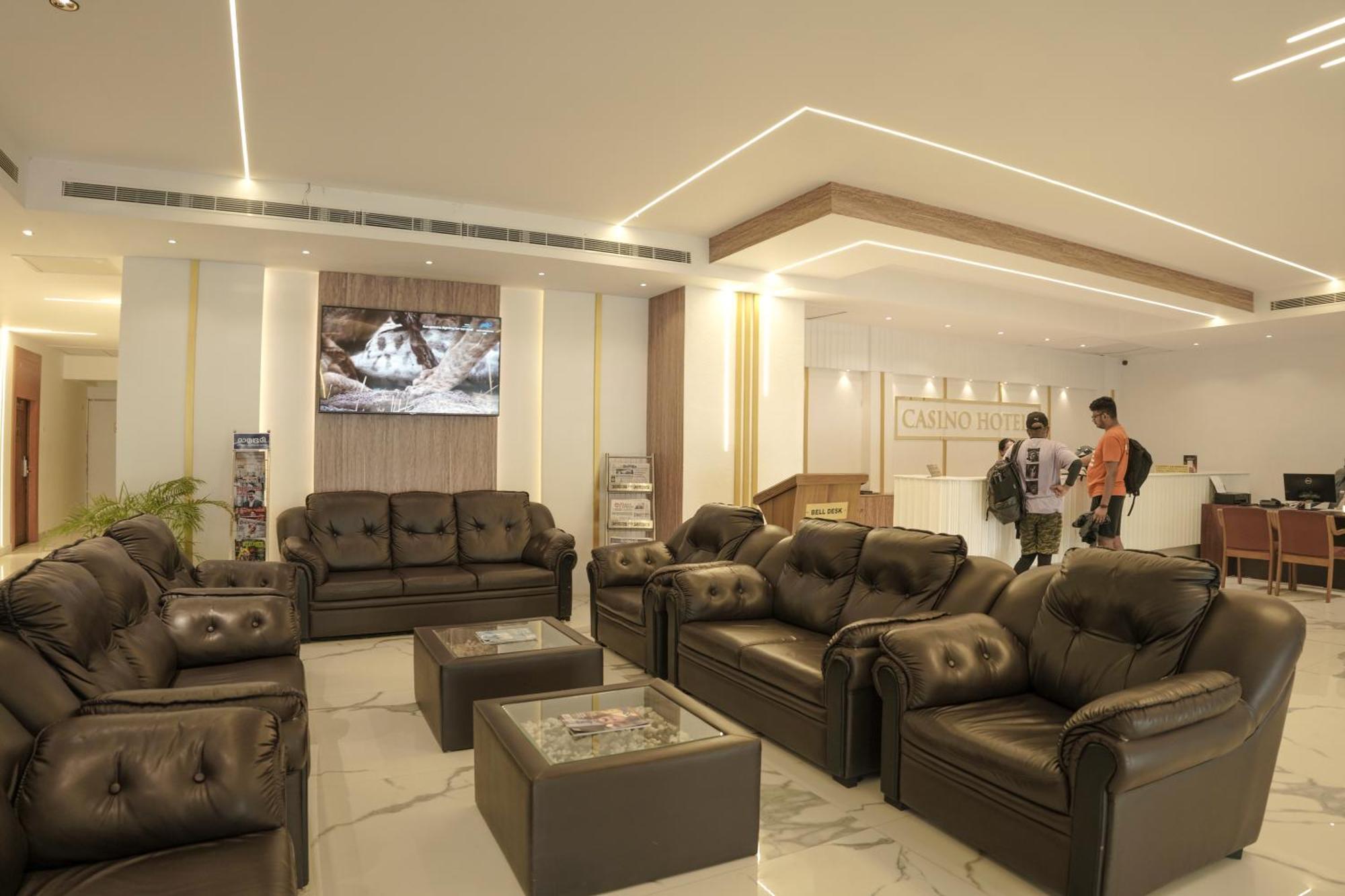 Casino Hotels Ltd Thrissur Экстерьер фото