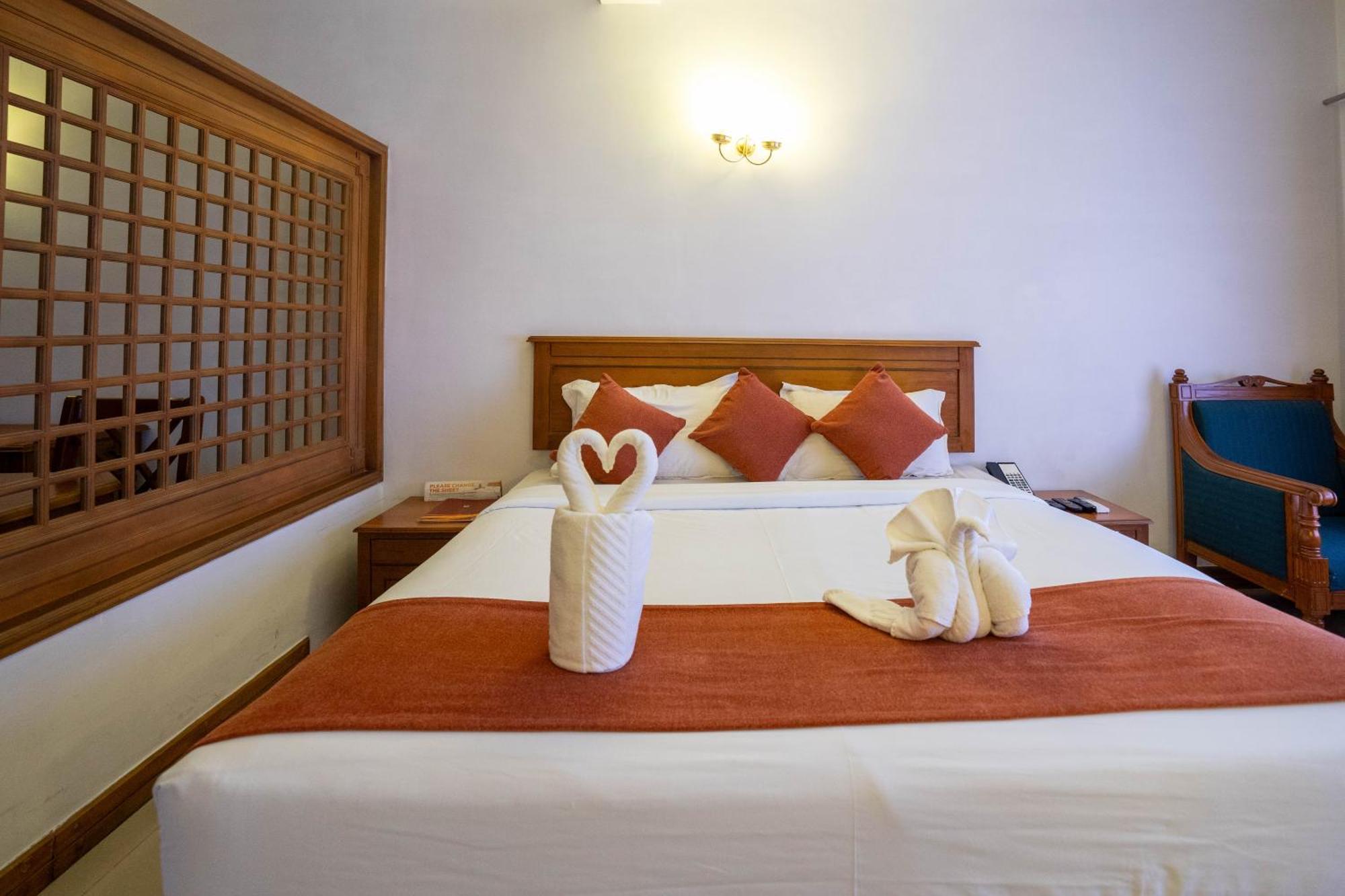 Casino Hotels Ltd Thrissur Экстерьер фото