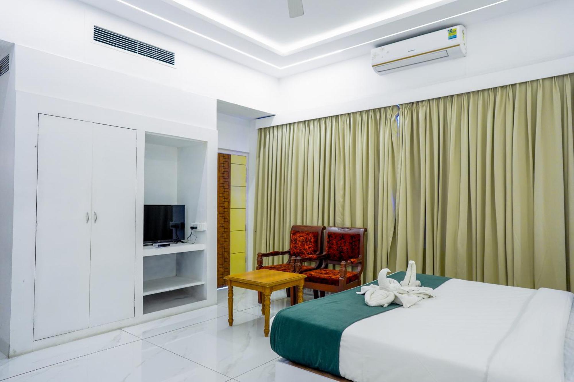Casino Hotels Ltd Thrissur Экстерьер фото